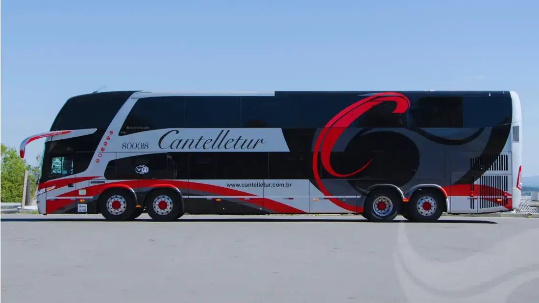 Ônibus Double Deck G7 de 60 lugares
