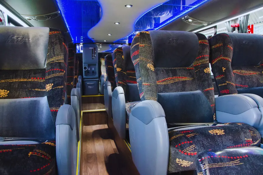 Deque inferior do Double Deck G7 de 60 lugares